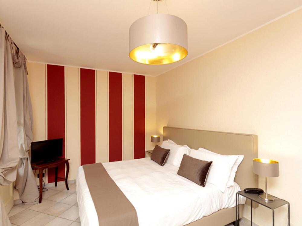 Relais Juliette Hotel La Morra Eksteriør billede