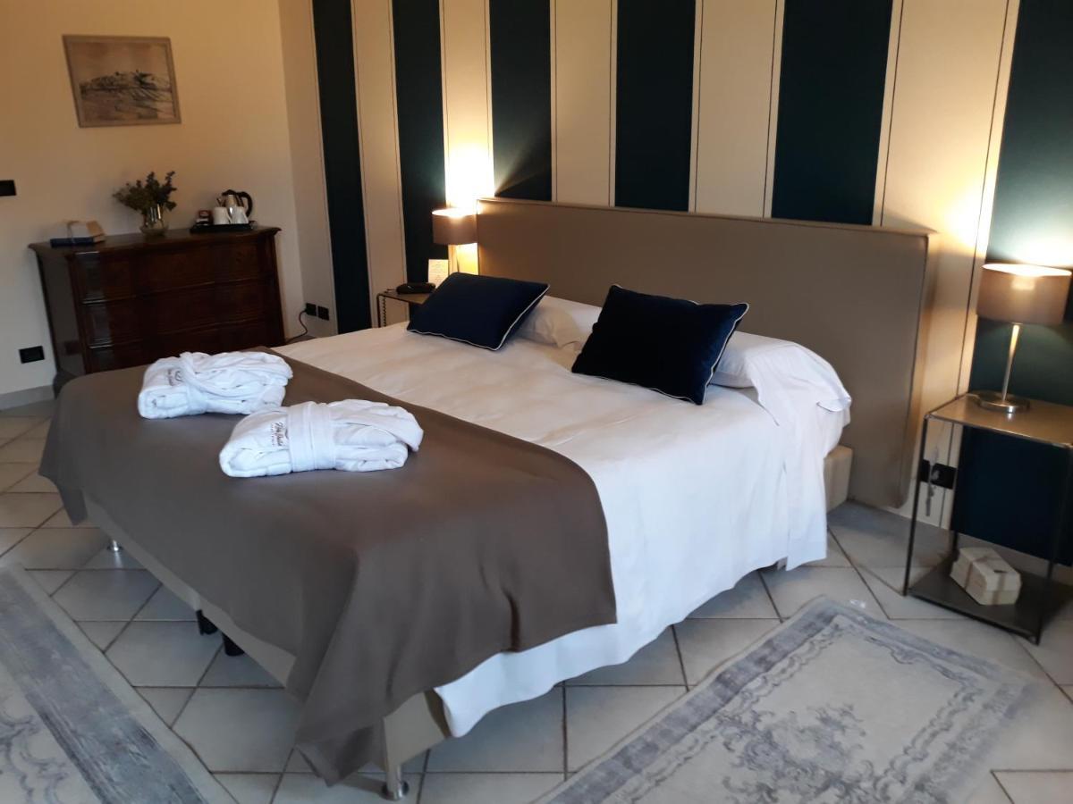 Relais Juliette Hotel La Morra Eksteriør billede