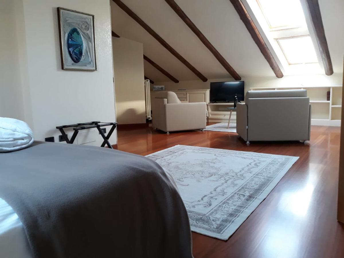 Relais Juliette Hotel La Morra Eksteriør billede